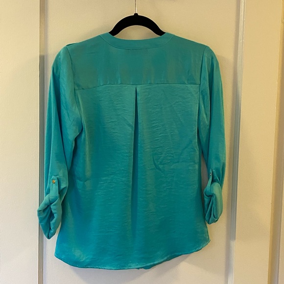 The Limited Blouse - Picture 3 of 3